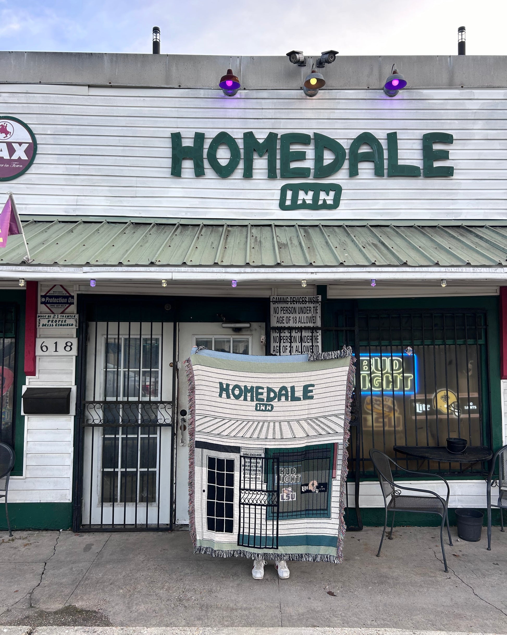 Homedale Inn Blanket image 0