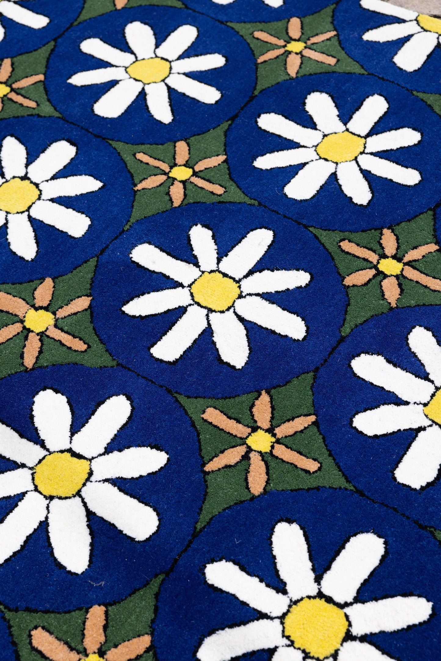 Brighter Days Rug Tufted image 2