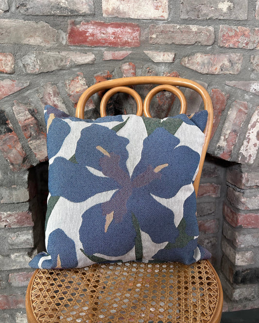 Iris Pillow image 0