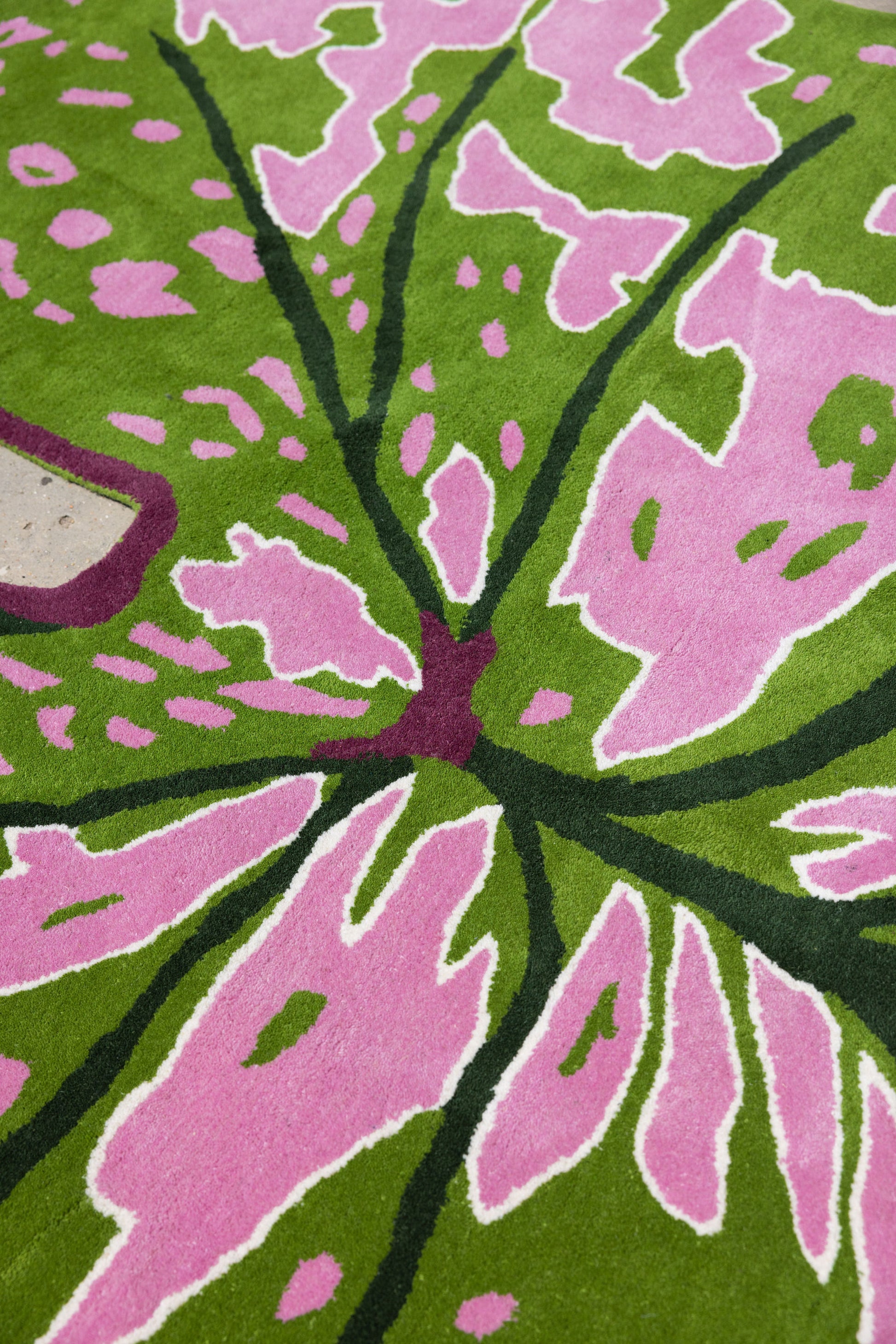 Leaf Rug 3 image 3