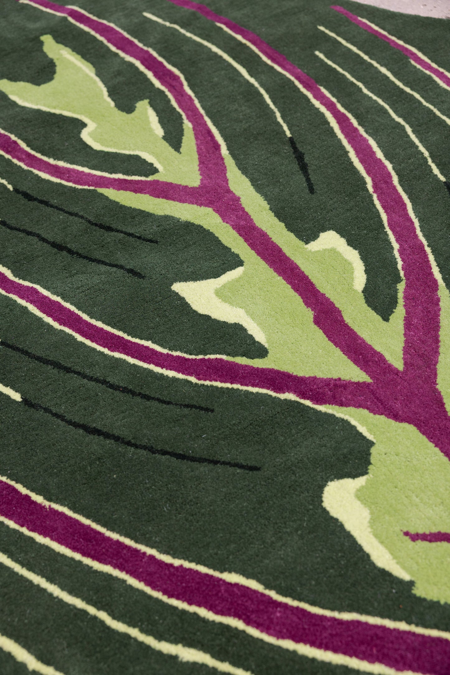Leaf Rug 2 image 4